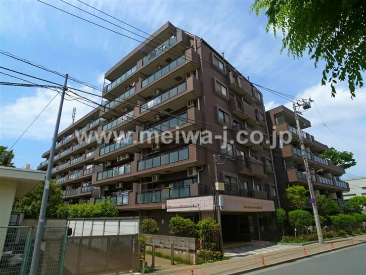 ライオンズマンション府中新町の外観写真