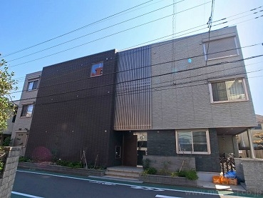 リラフォート（緑町２）外観