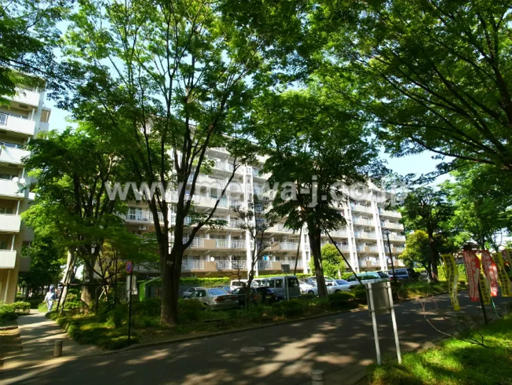 ＵＲ府中グリーンハイツ11号棟の外観写真
