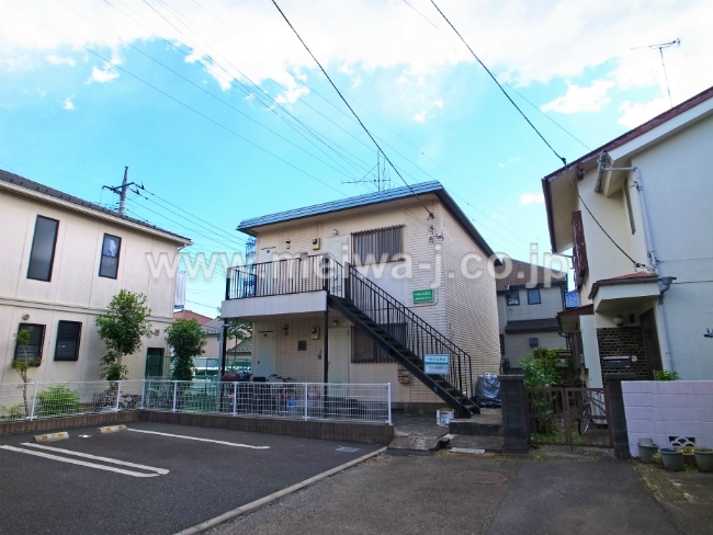 ベルジュネス外観