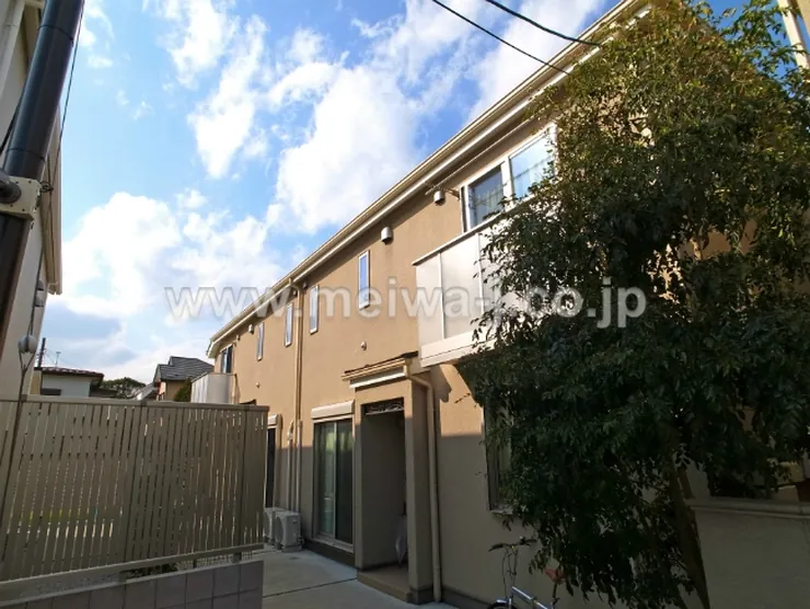MAISON ARBRE Aの外観写真