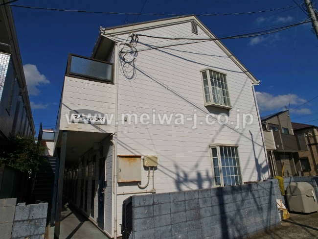 マノワールプペ外観