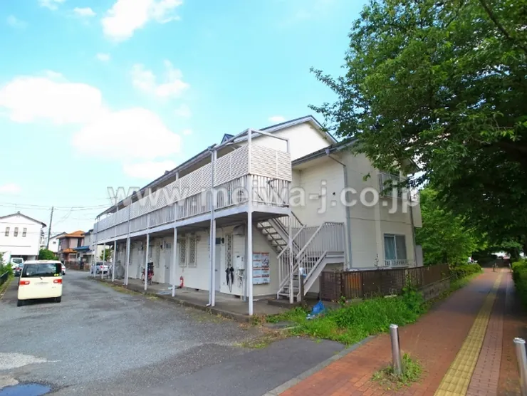 メープルハイツ(朝日町3)の写真2