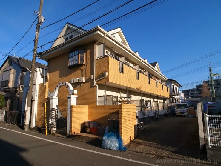 メゾン中河原の外観写真