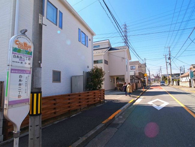 白糸台二丁目の停留所(改正前に撮影)