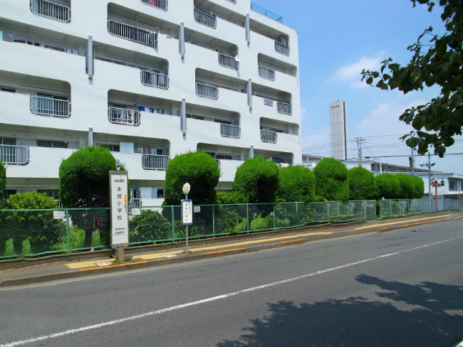 本宿小学校(上り)