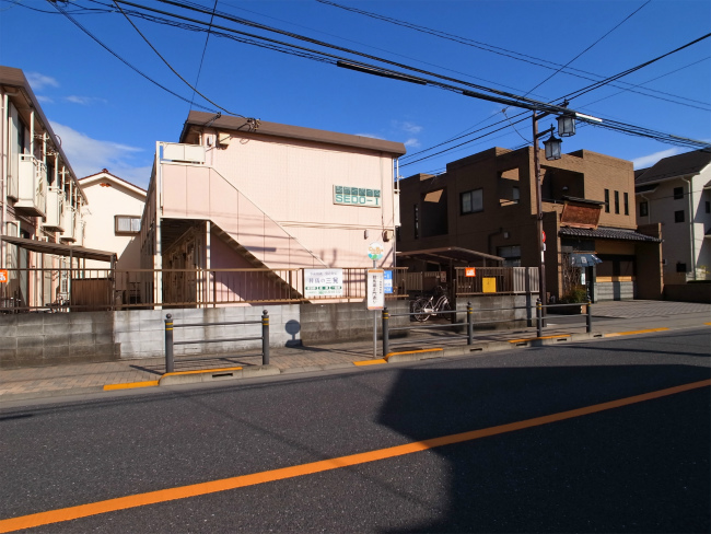 競馬場正門通り(下り)