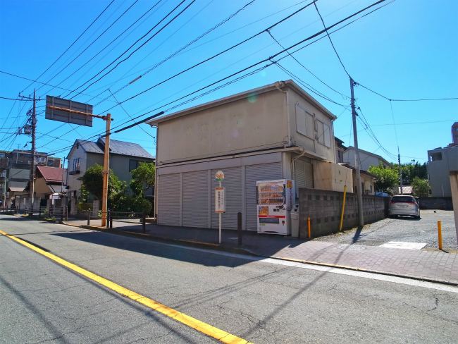 競馬場正門通り(上り)
