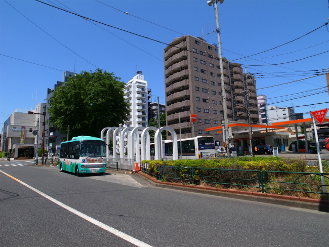 東府中駅の停留所(改正前に撮影)
