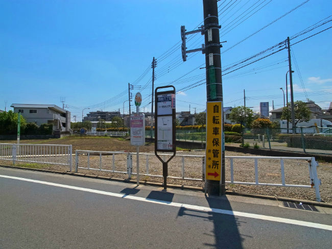 四谷六丁目の停留所（改正前に撮影）