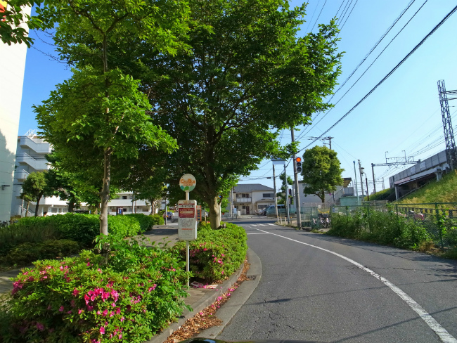 いきいきプラザ東の停留所（改正前に撮影）