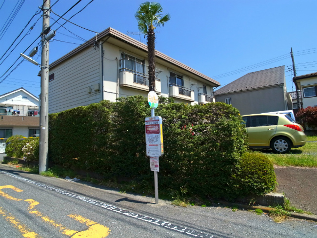 四谷三丁目西の停留所（改正前に撮影）