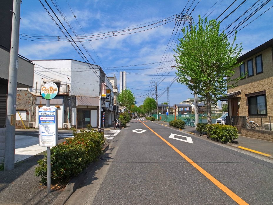美好町二丁目の停留所（下り）