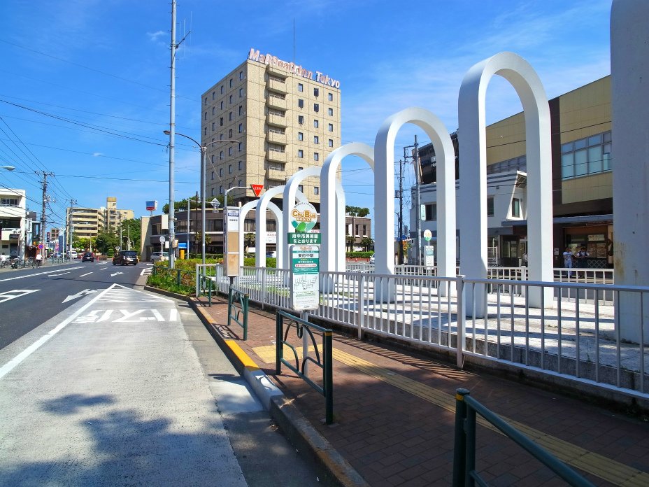東府中駅の停留所（上り）