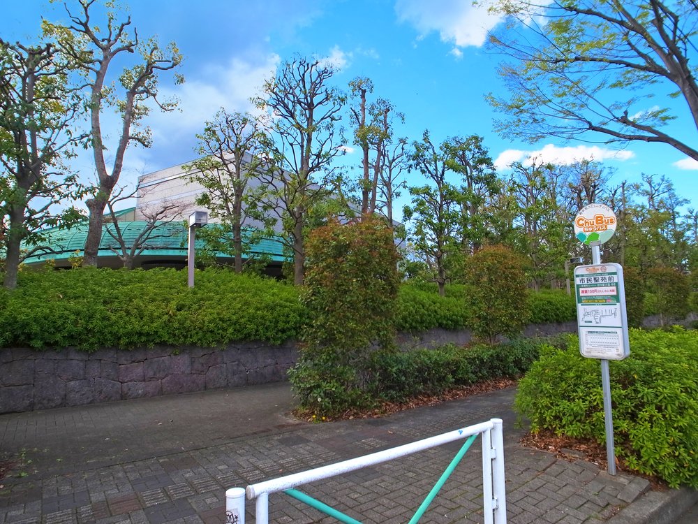 市民聖苑前の停留所（下り）