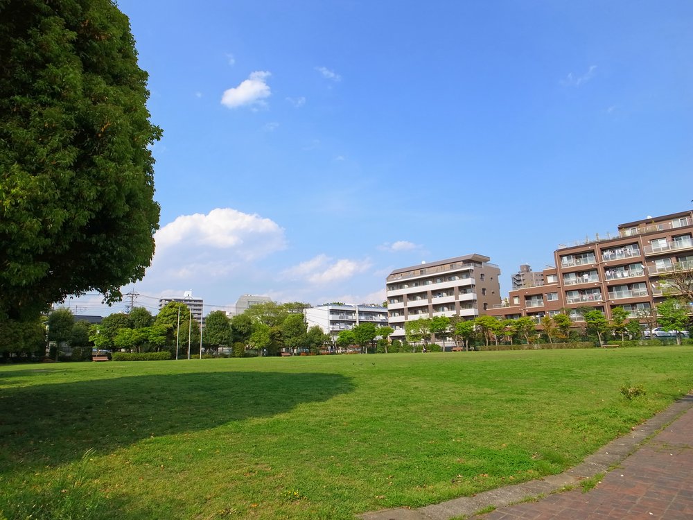 八幡町運動広場